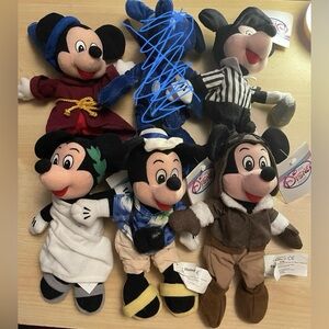 Vintage 90s Disney Store Bean Bag Mickey Mouse Lot of 5 Most with Tags